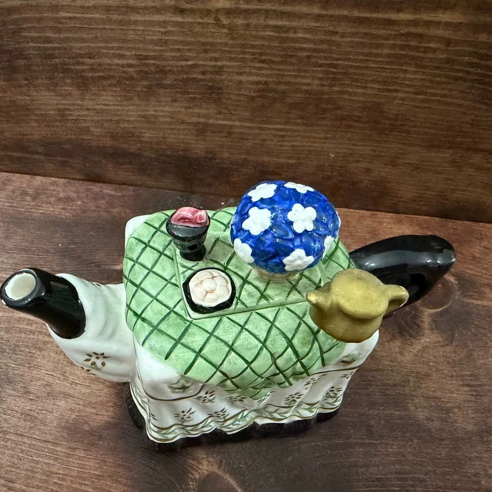 Houston Harvest Novelty Ceramic Teapot Tablecloth Tea Party Design Floral Lid